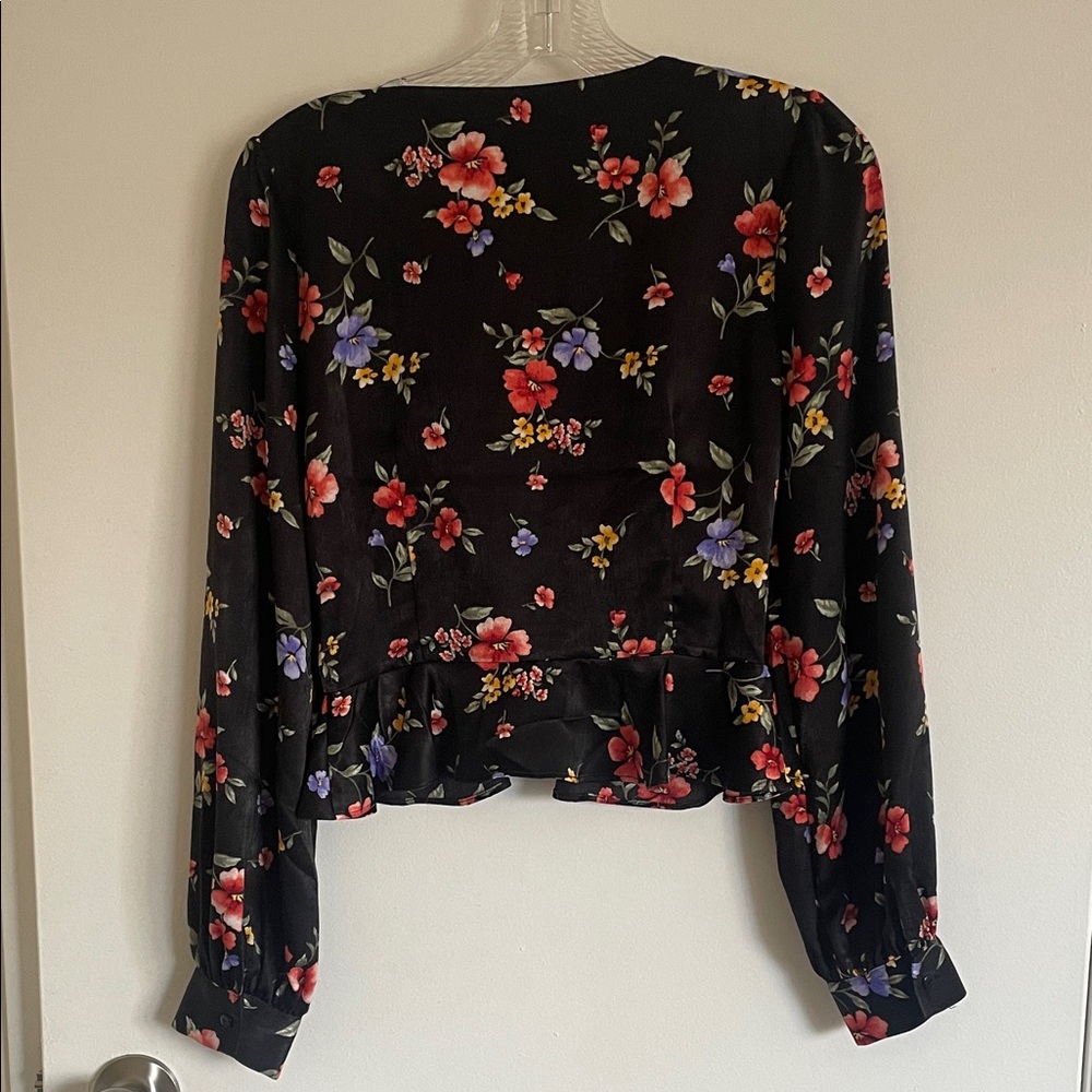 Peplum Black Floral Blouse - Picture 3 of 4